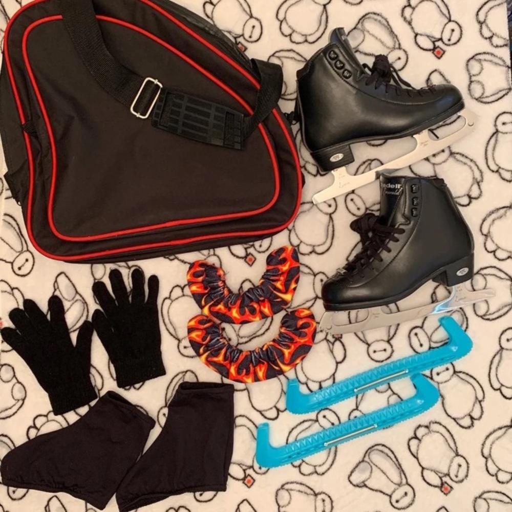 Ice skater bundle Size 3